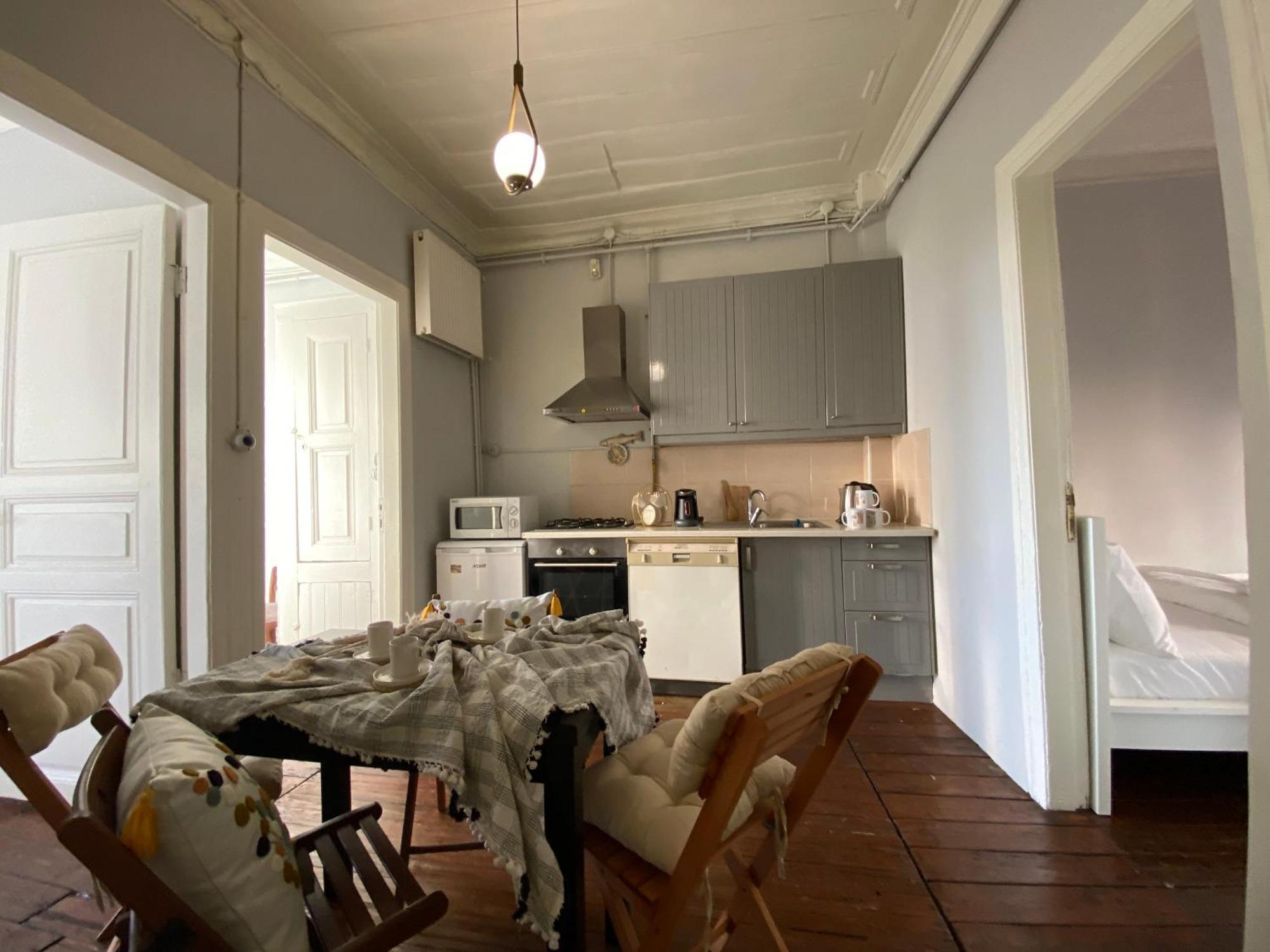Apartment Balat Butik