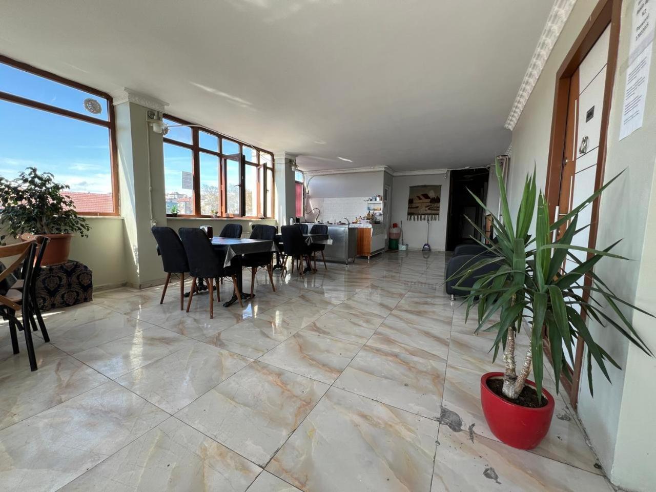 Aparthotel Avsin