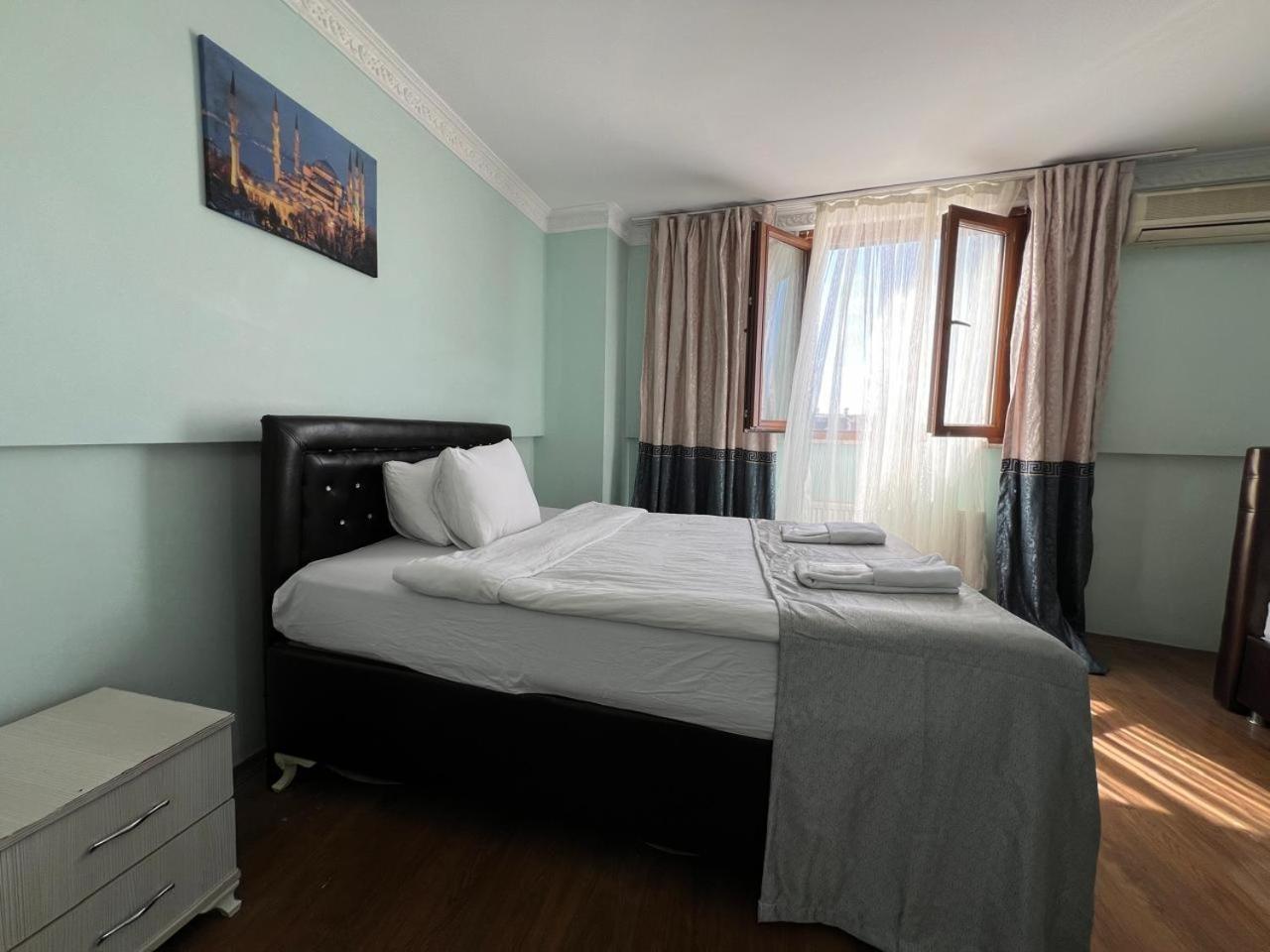 Aparthotel Avsin 3*