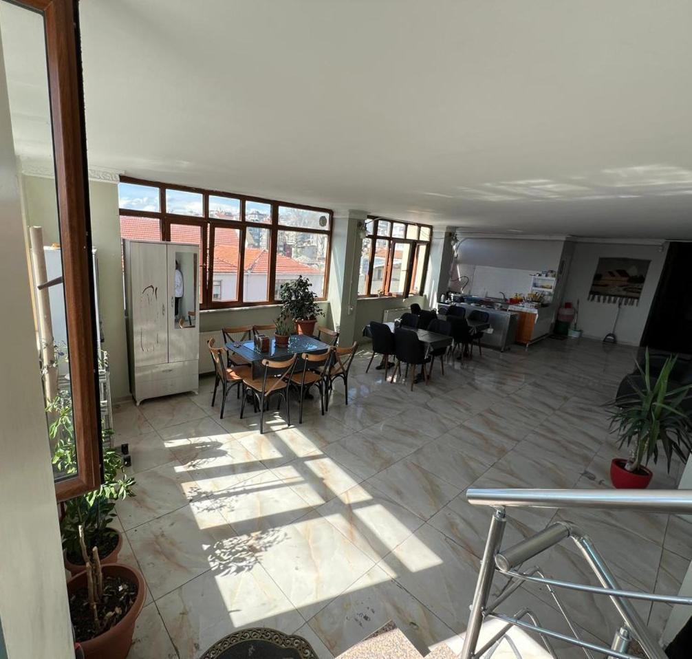 Avsin Istanbul