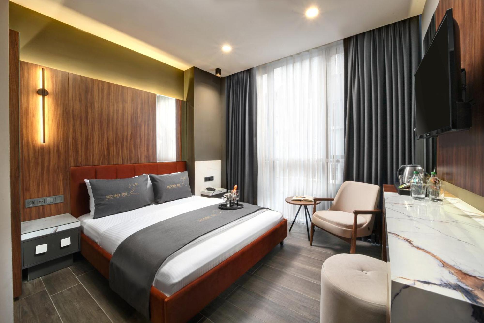 Second İstanbul
