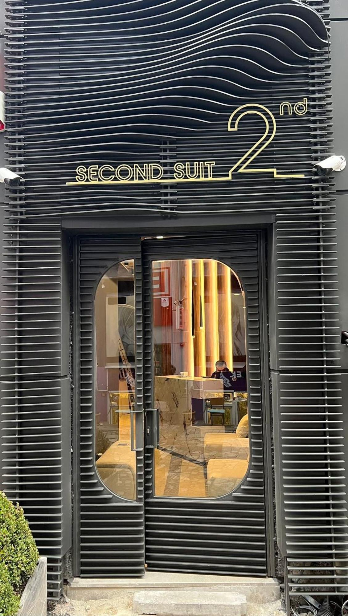 Second Hotel