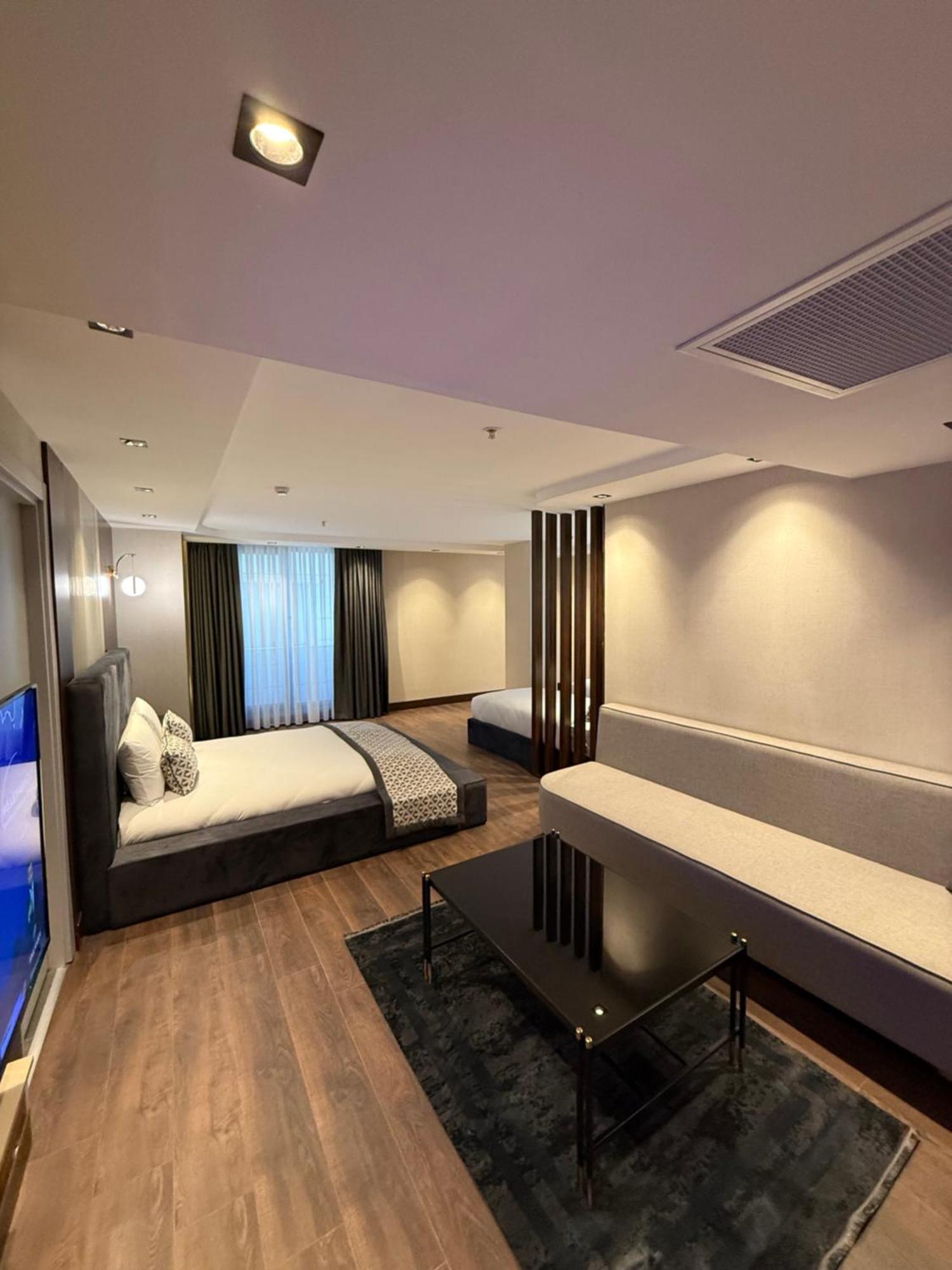 Hotel Nevizade Avangart 3*
