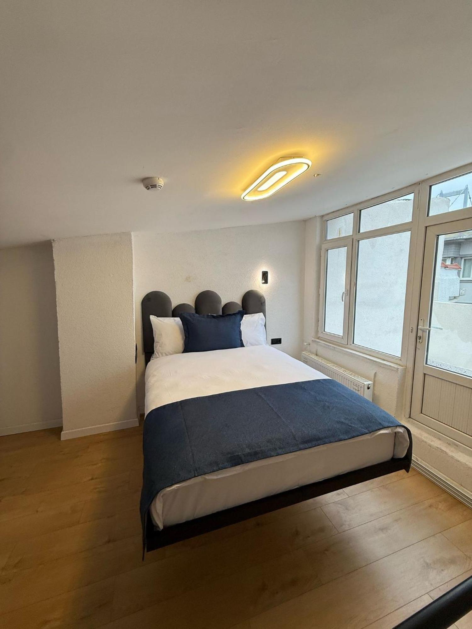 Corner Hot Otel 3*