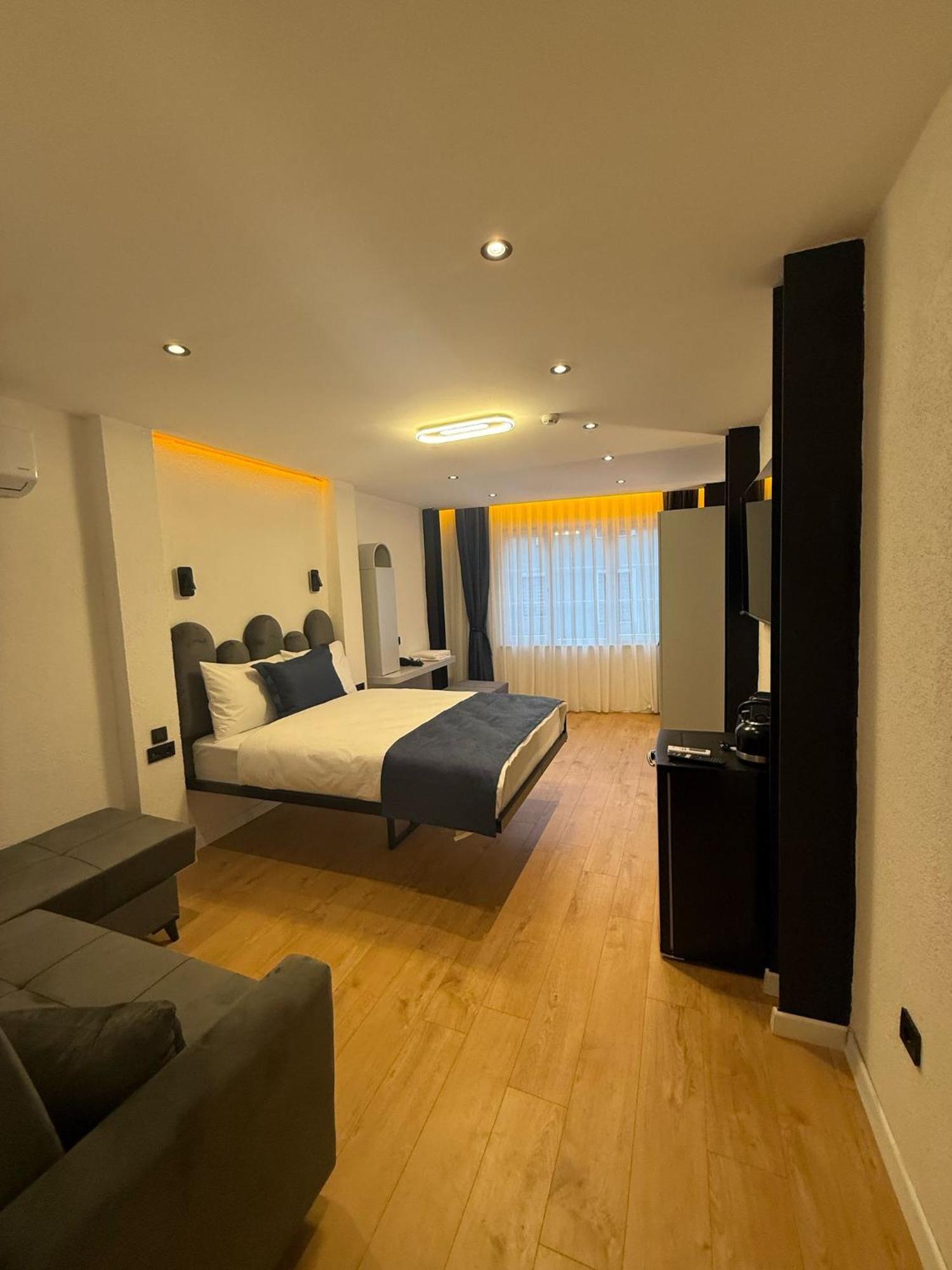 Otel Corner Hot 3*