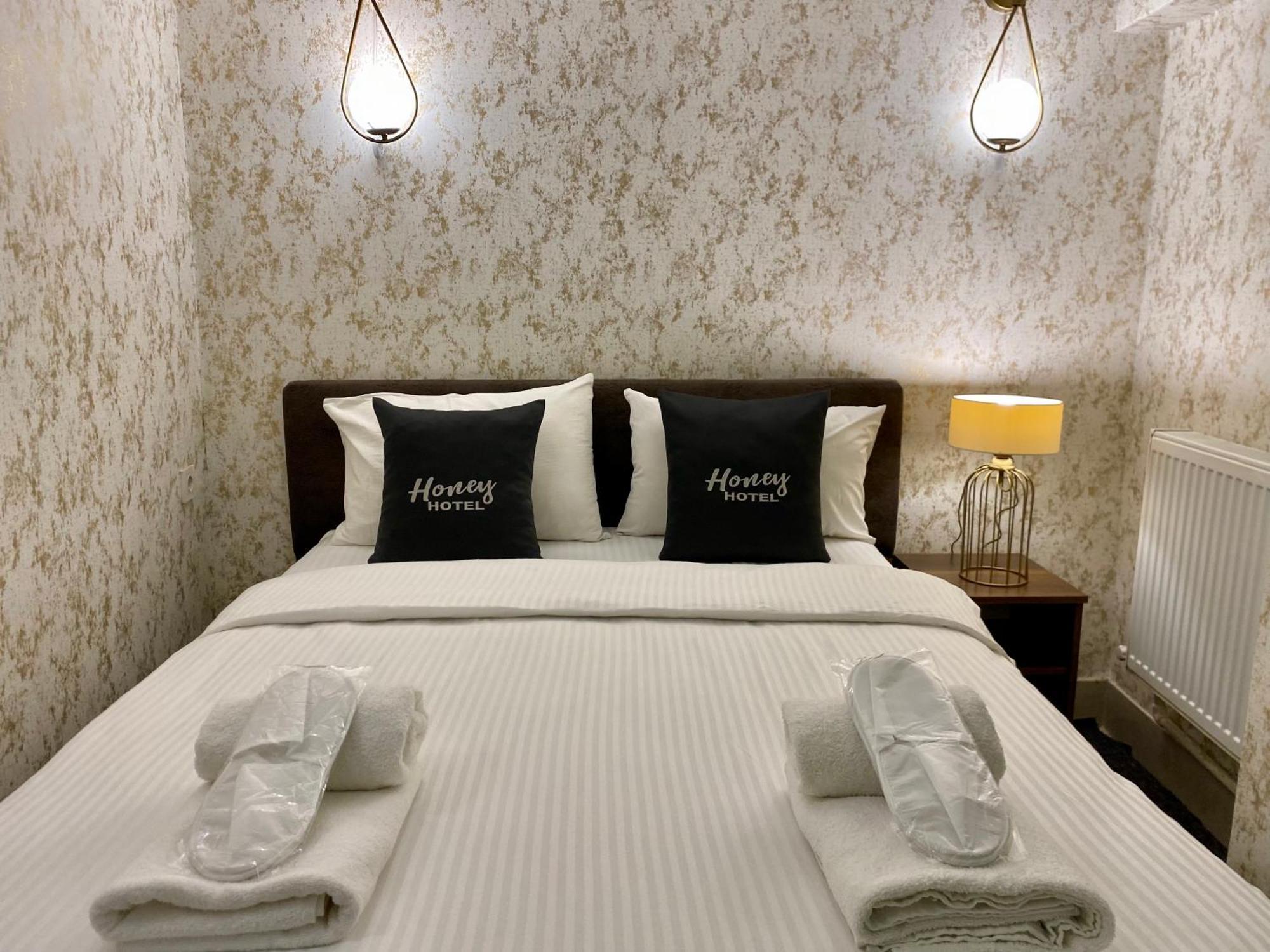 Hotel Honey 3*
