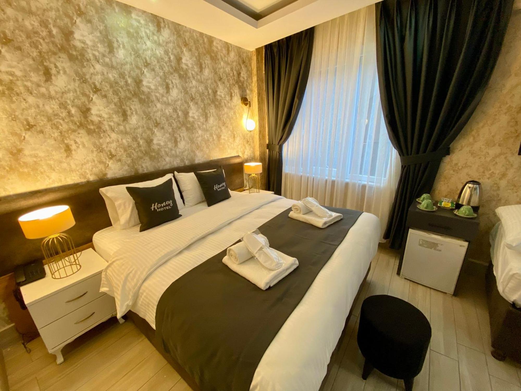 Hotel Honey