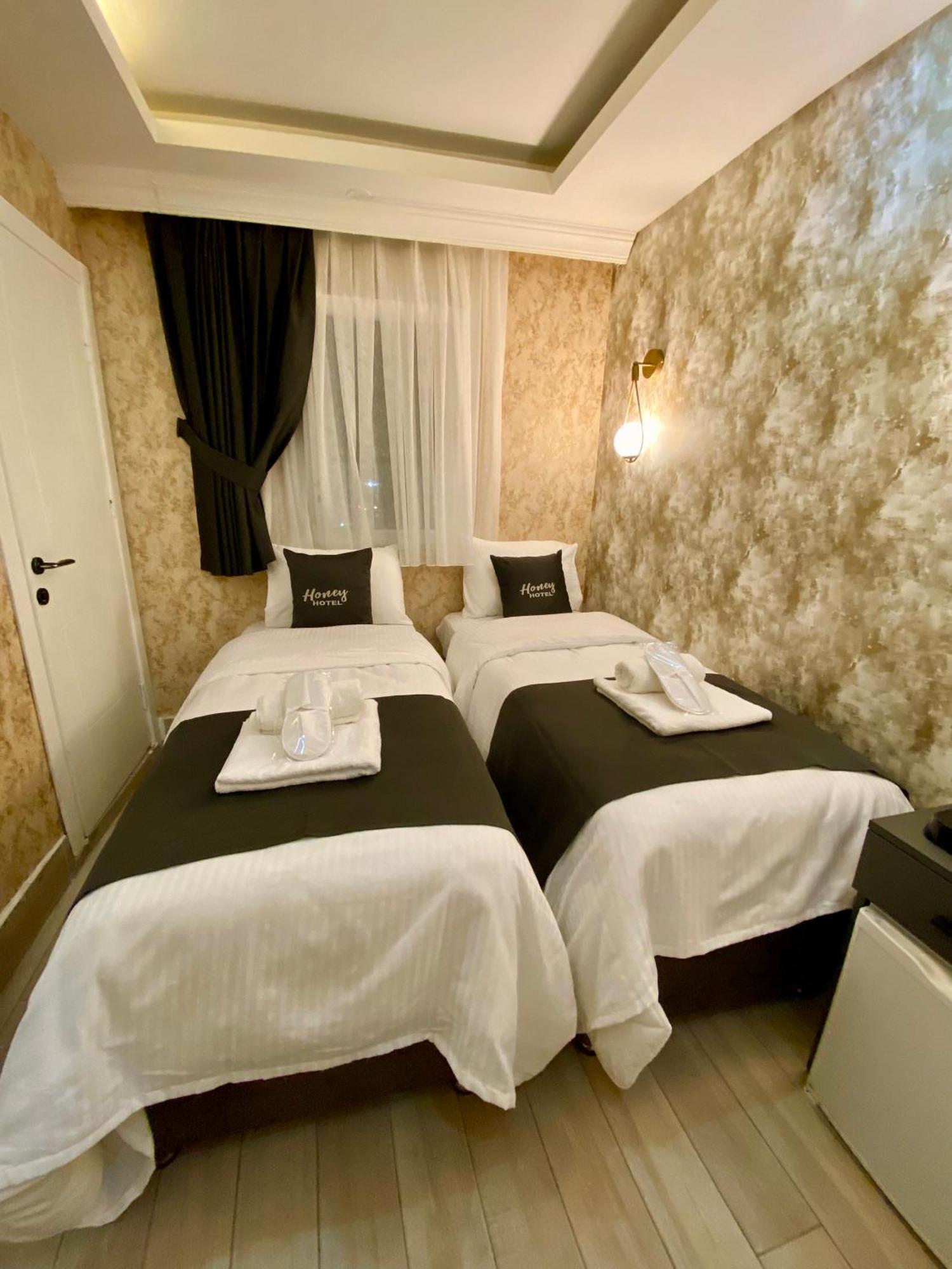 Hotel Honey