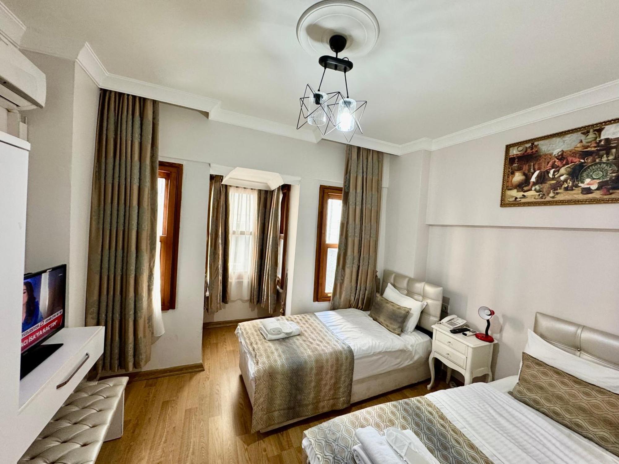 Rosalie Palace Otel 2*