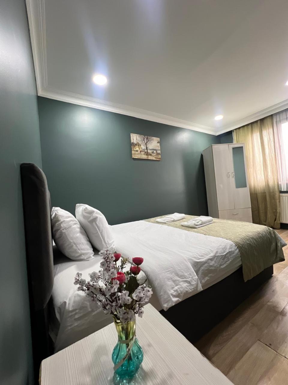 Avsin Aparthotel 3*