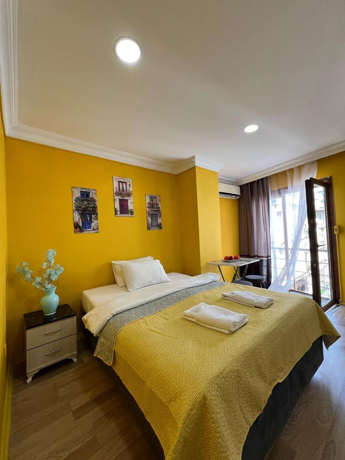 Aparthotel Avsin