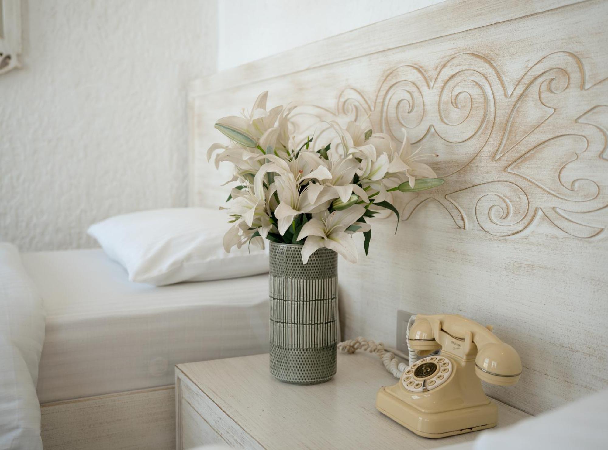 Elegance 4*
