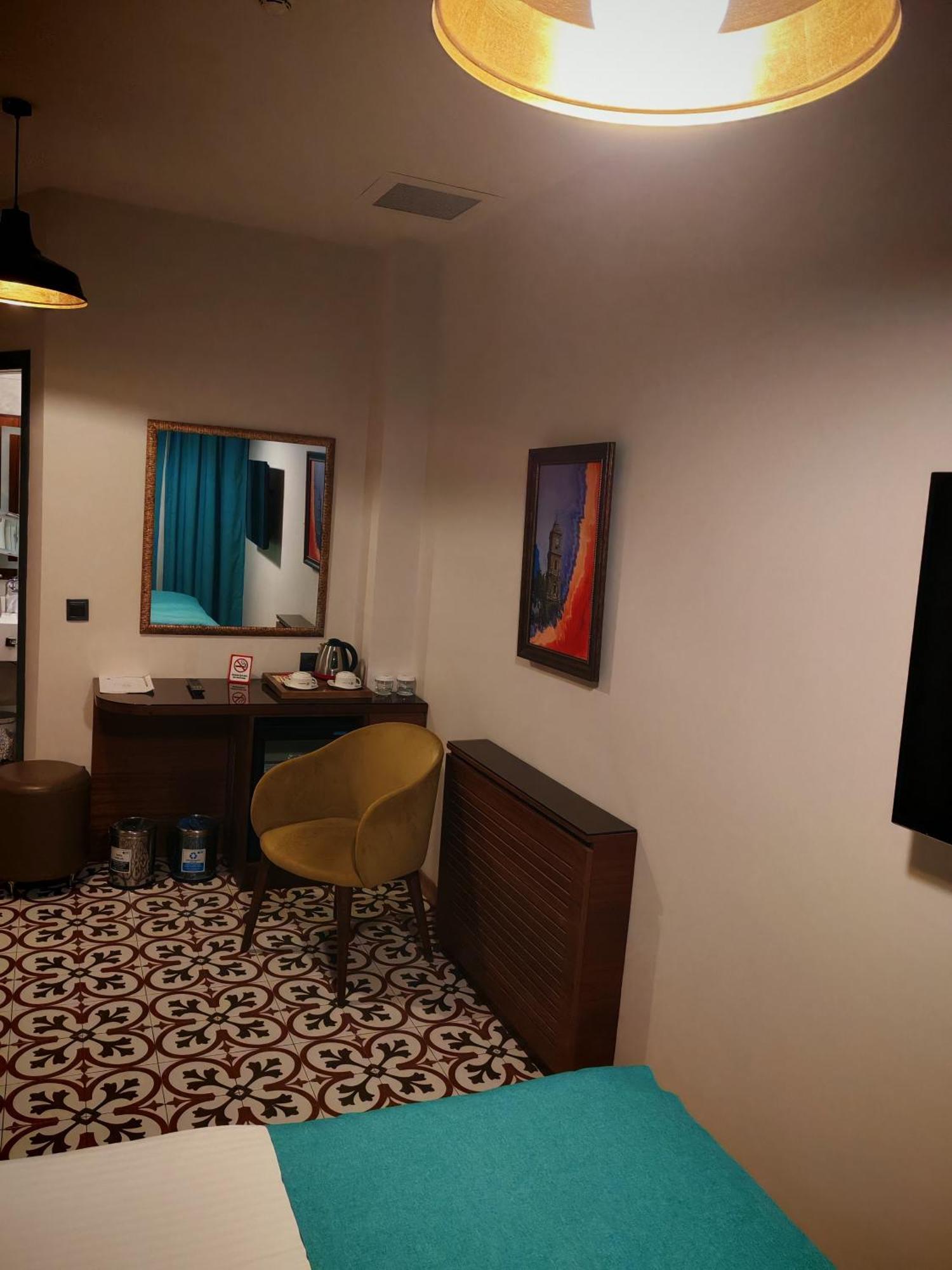 Pera Luna Hotel