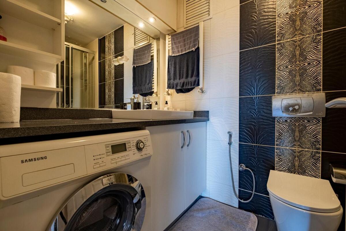 Apartment 1-br With Sea View Near Galataport *