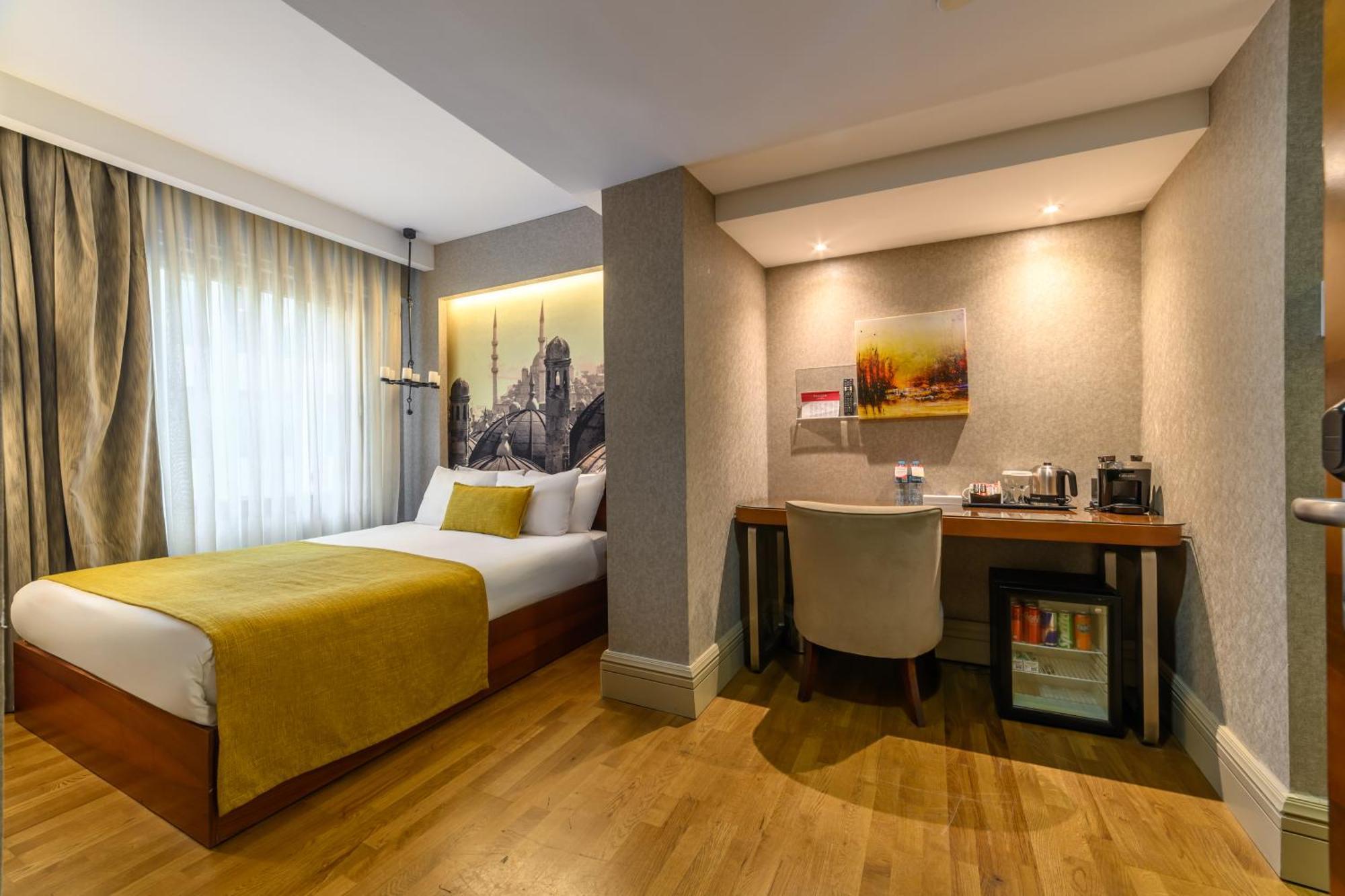 Ramada By Wyndham Grand Bazaar 4*