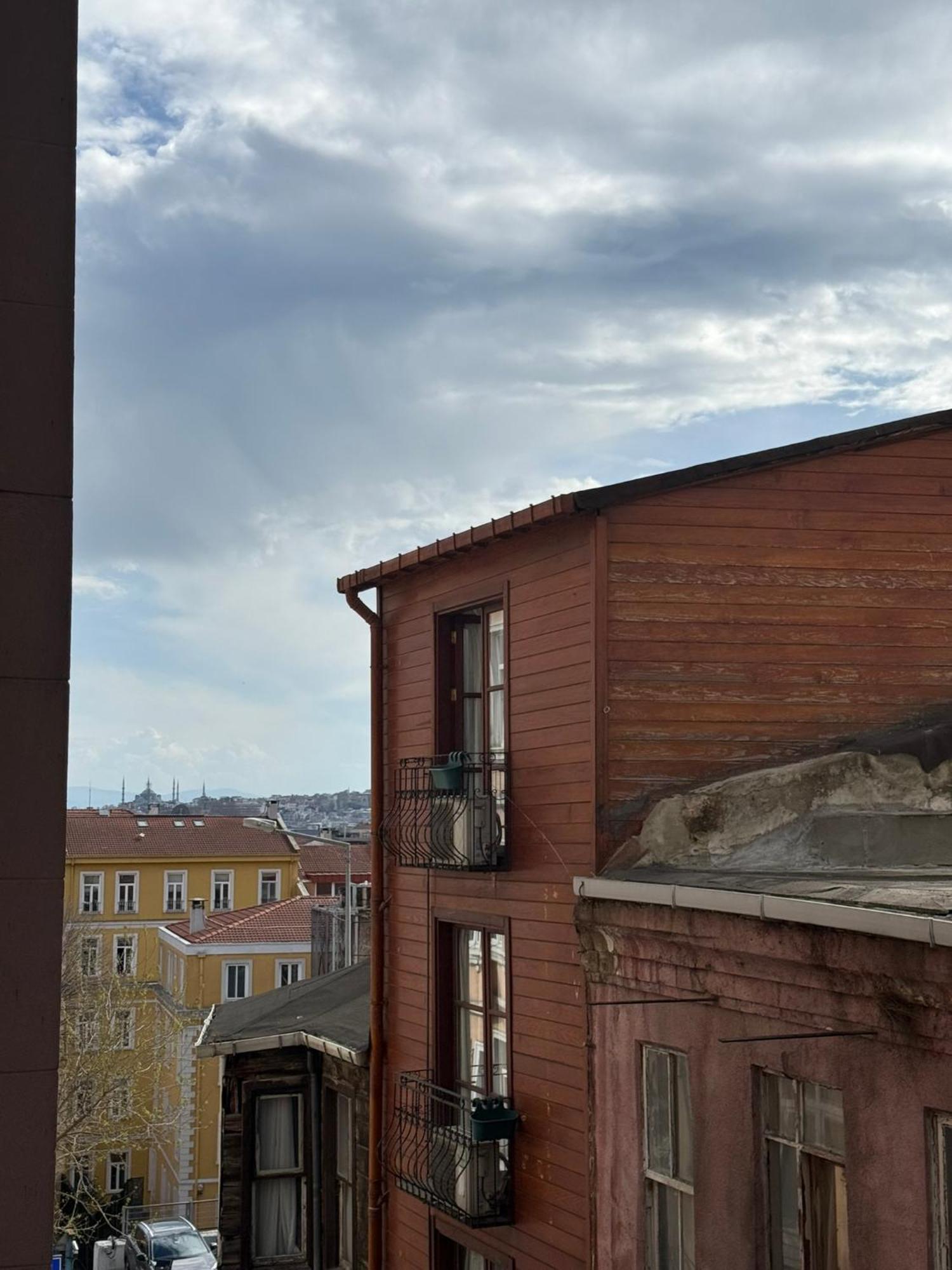 Gunes Hause Apartment Istanbul