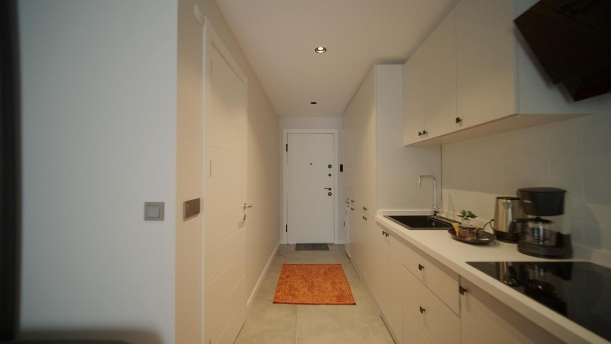 Apartment Kadikoey Warm House *