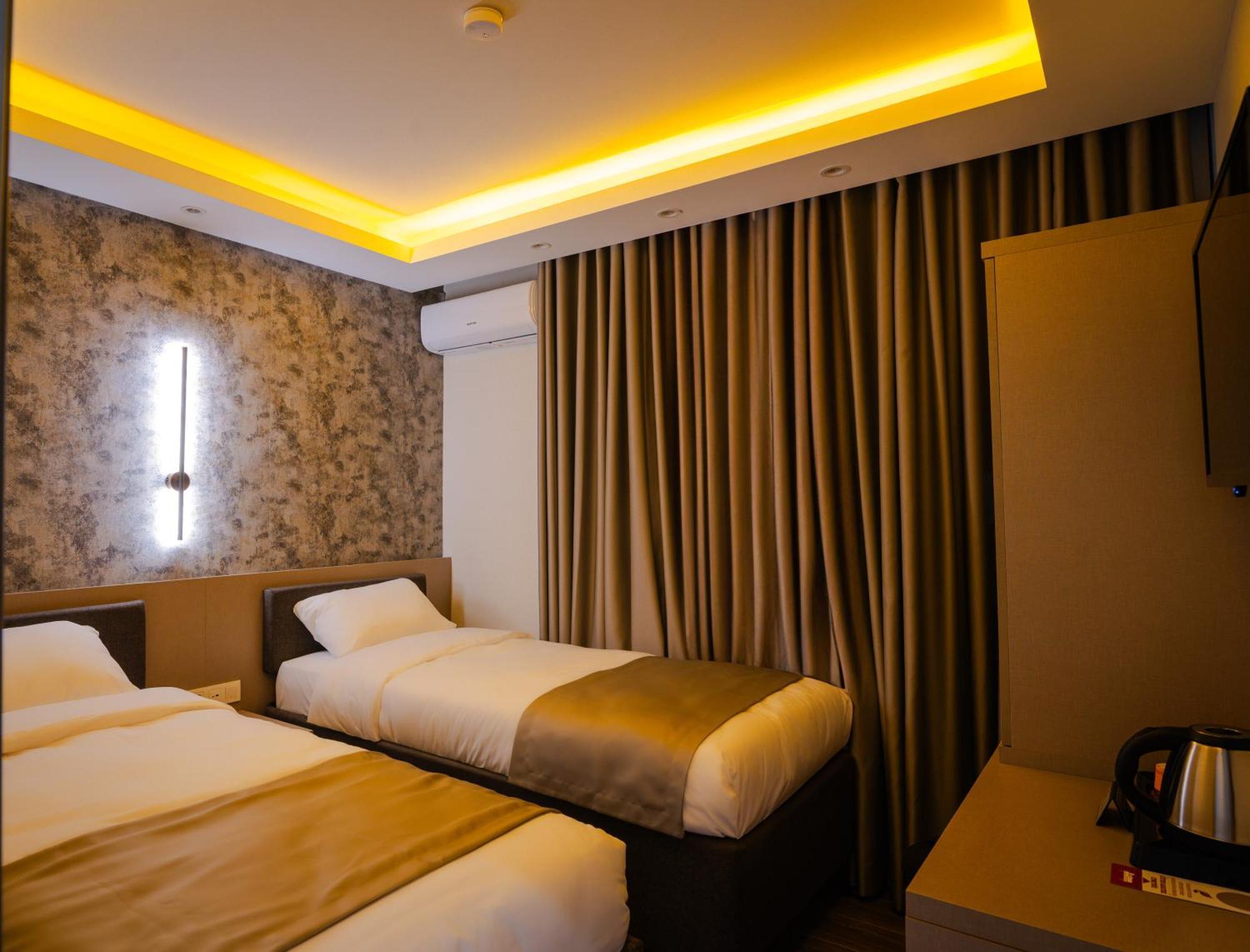 Hotel Huzur *