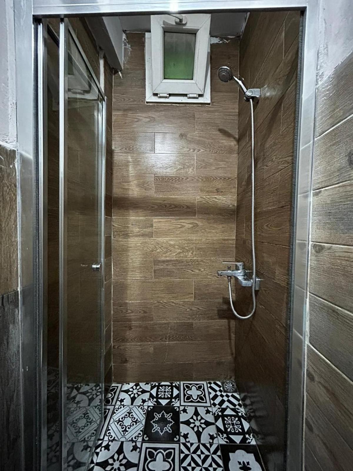 I1 House Apartment