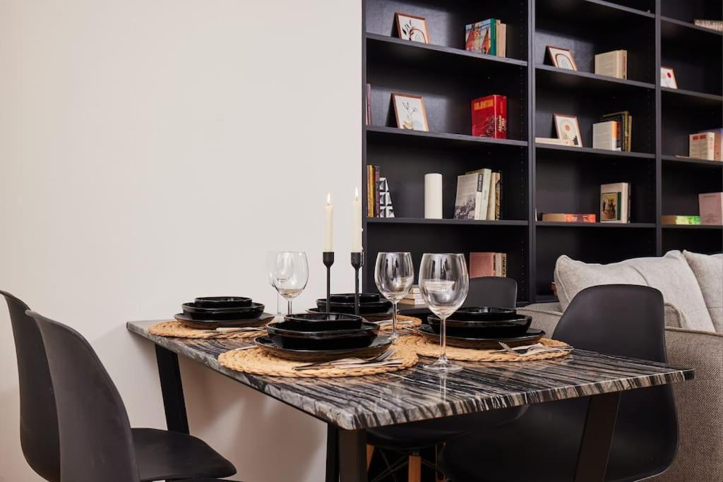Apartment Stunning 2br 1 Min Metro&galata