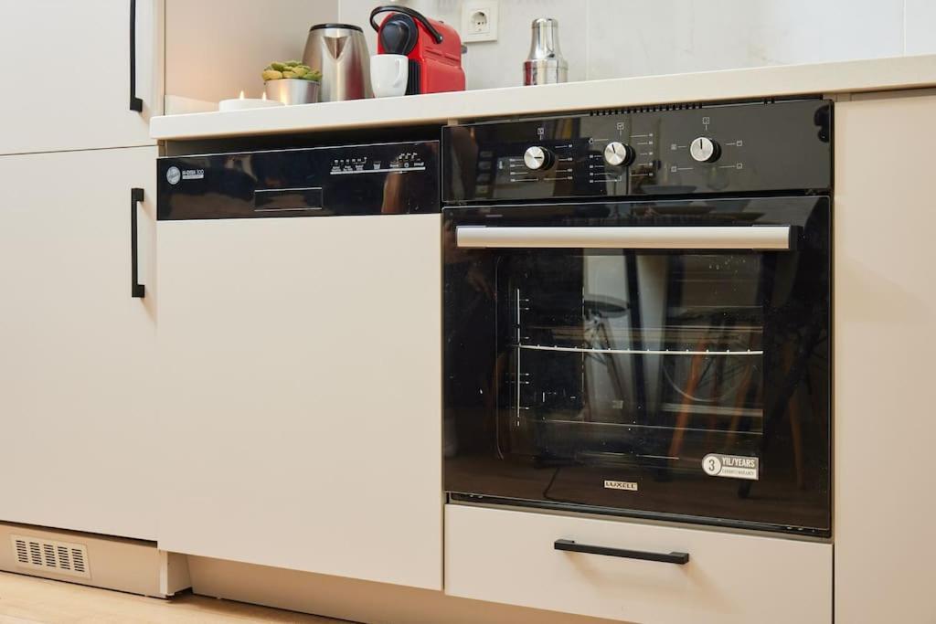 Stunning 2br 1 Min Metro&galata