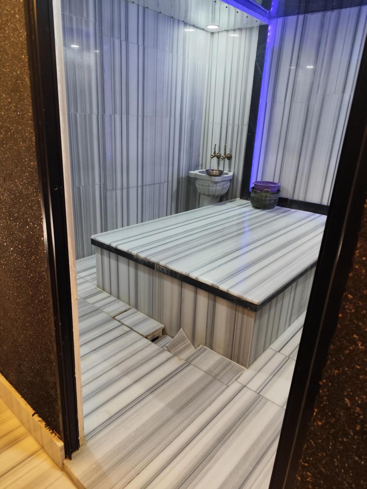 Royal Turkish Hamam & Campingplatz Istanbul
