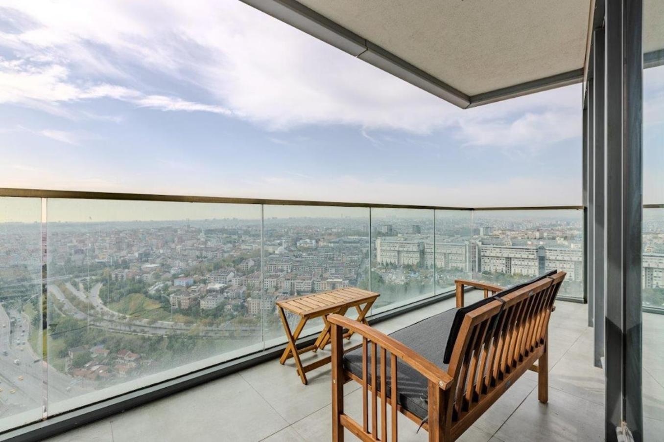Beautiful Elegant 1bd Private Terrace Gem! #333 Apartment Istanbul