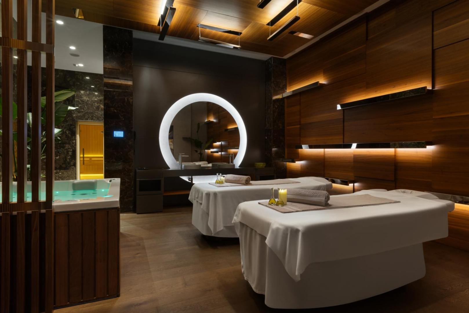 Hotel Wyndham Grand Levent & Conference Center