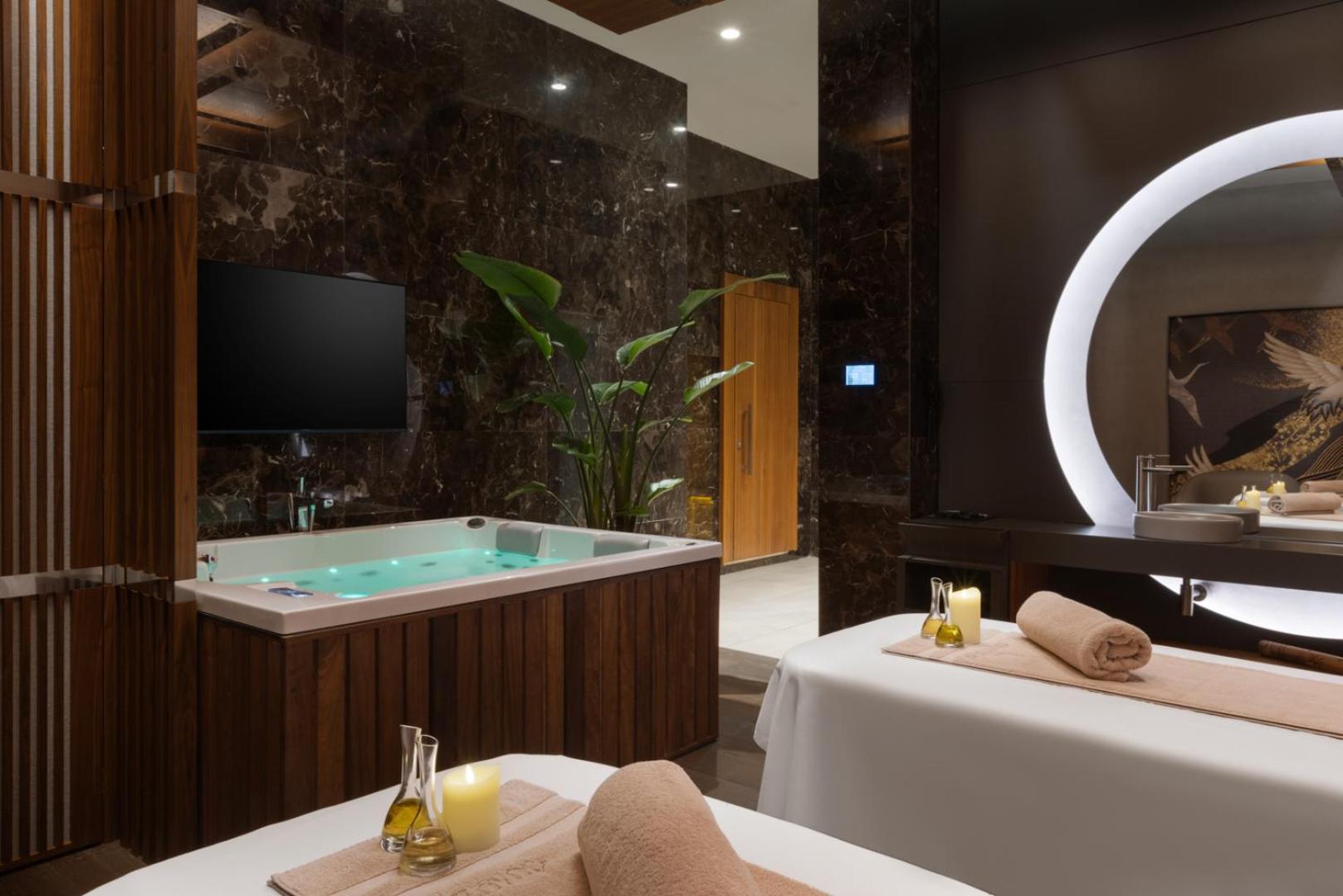 Wyndham Grand Levent & Conference Center Hotel 5*