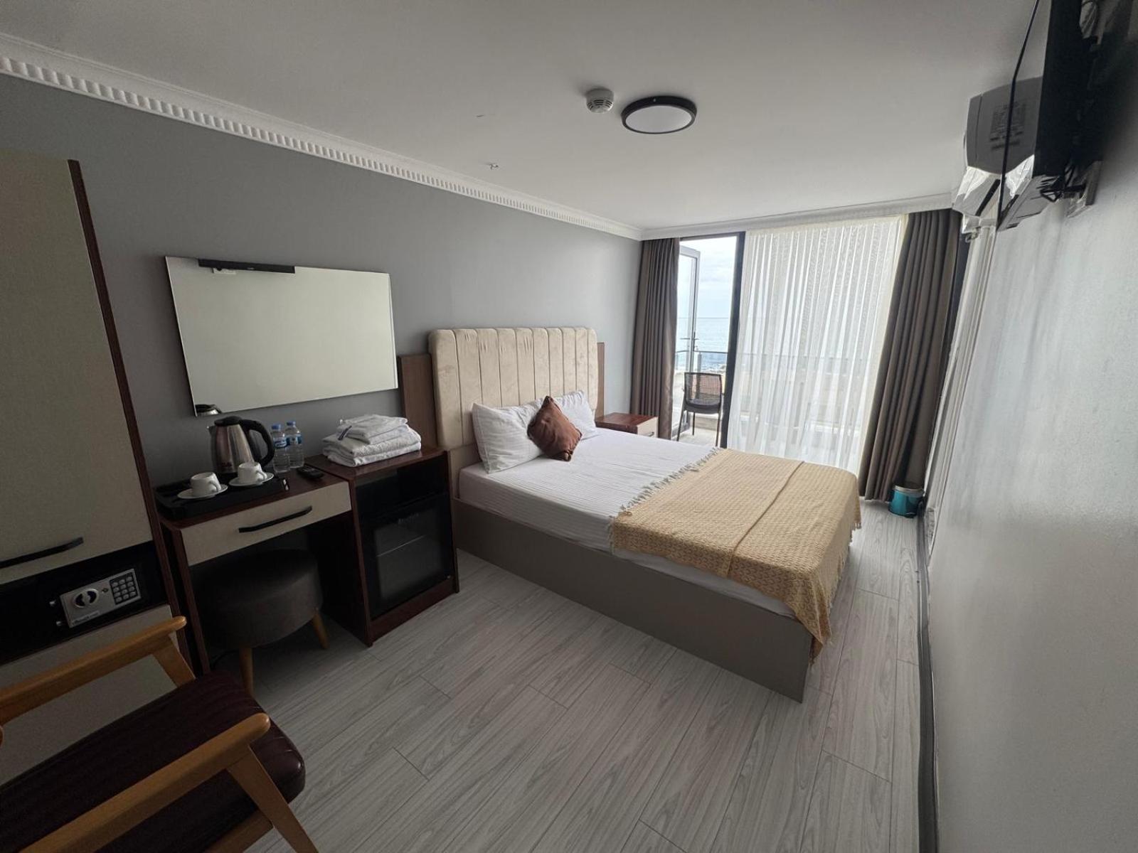 Hotel Airport Kumsal 3*