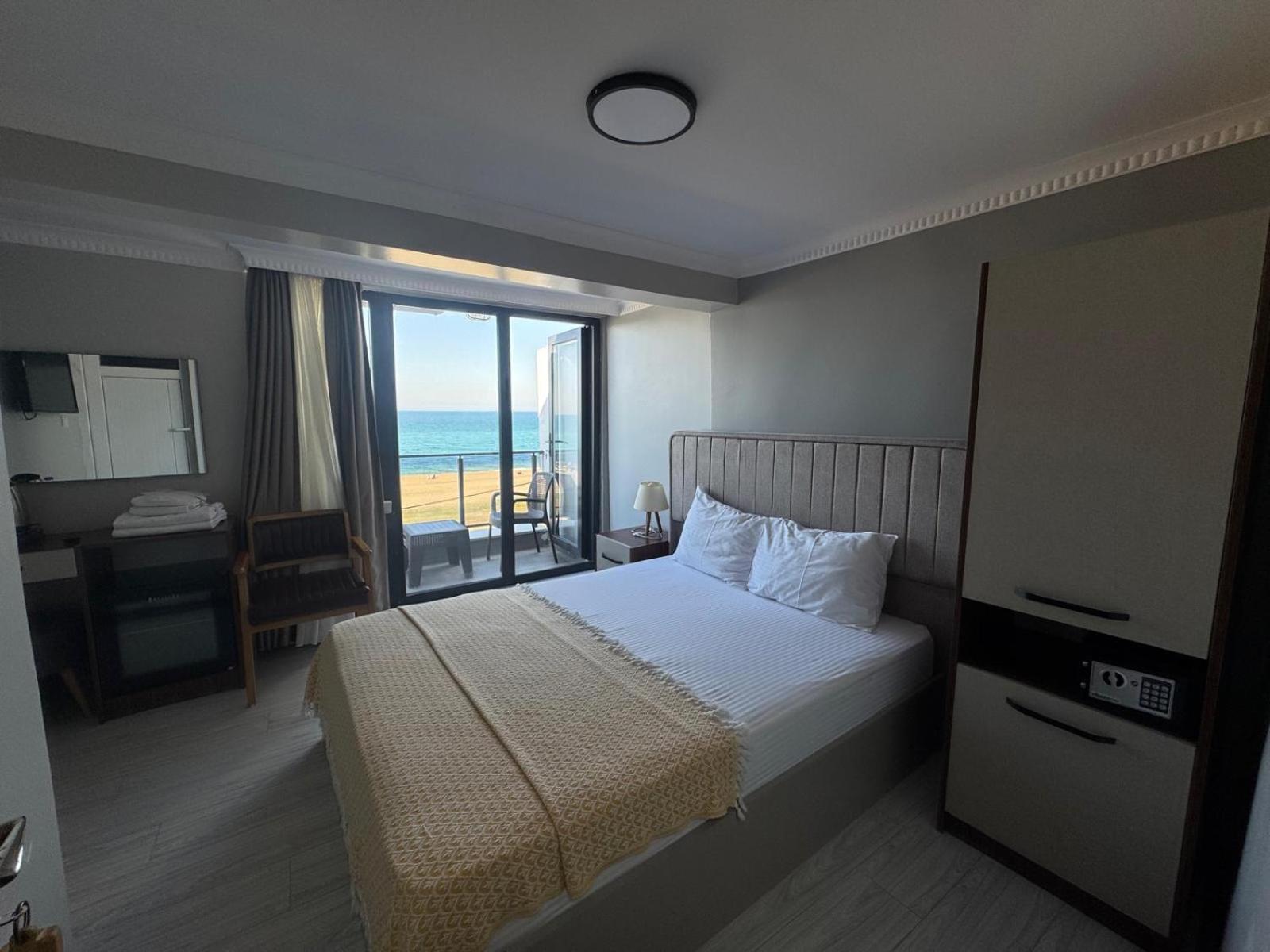 Hotel Airport Kumsal 3*