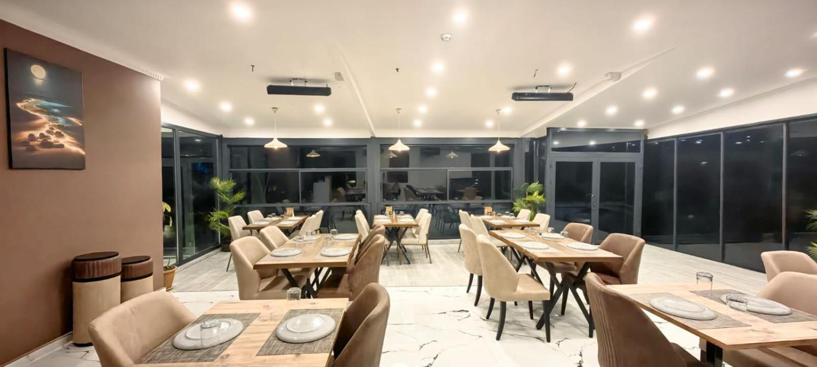 Hotel Airport Kumsal 3*