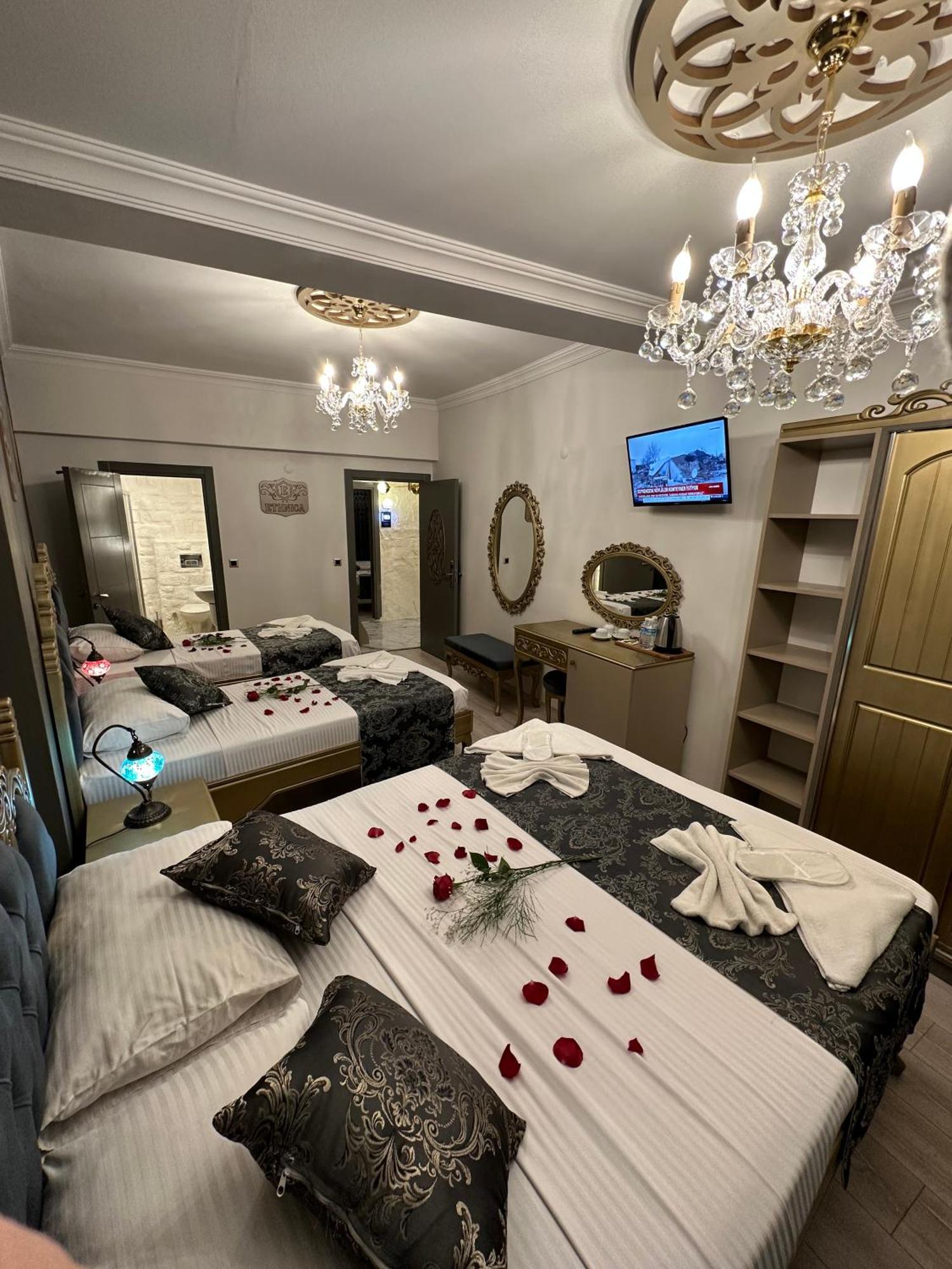 Resto Hotel