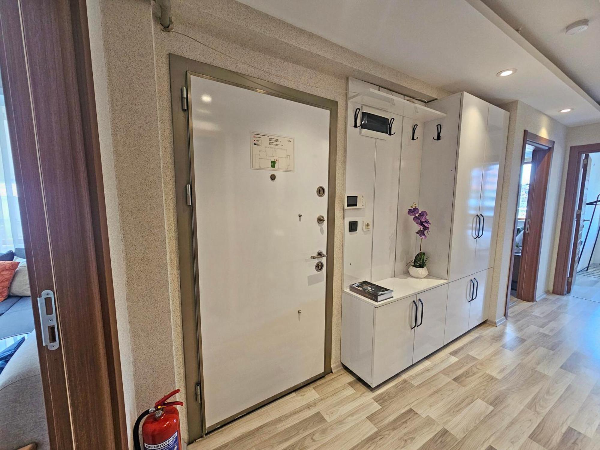 Excellent Pierre Loti Apartment
