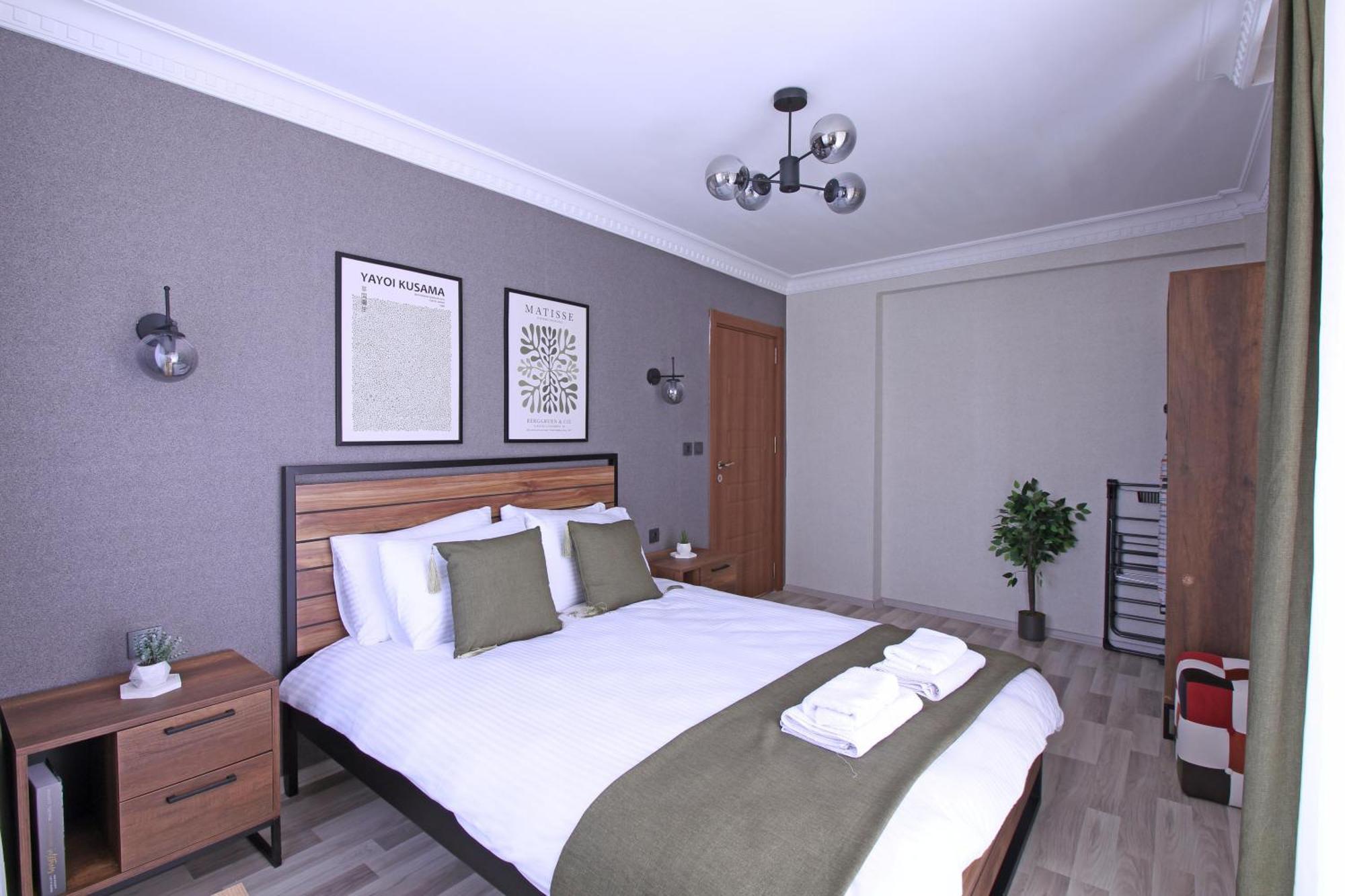 Excellent Pierre Loti Apartment