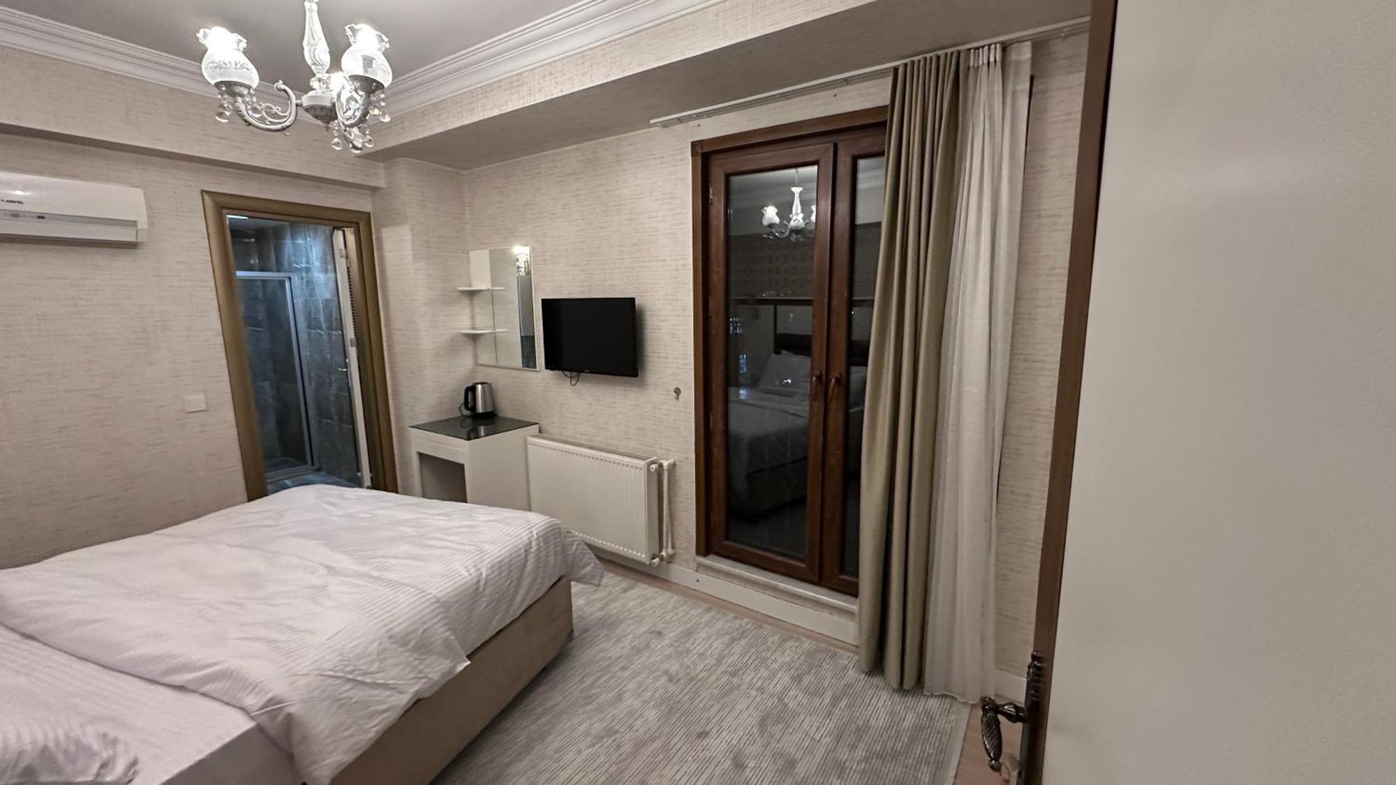 Lelll Hagia Sofia Hotel *
