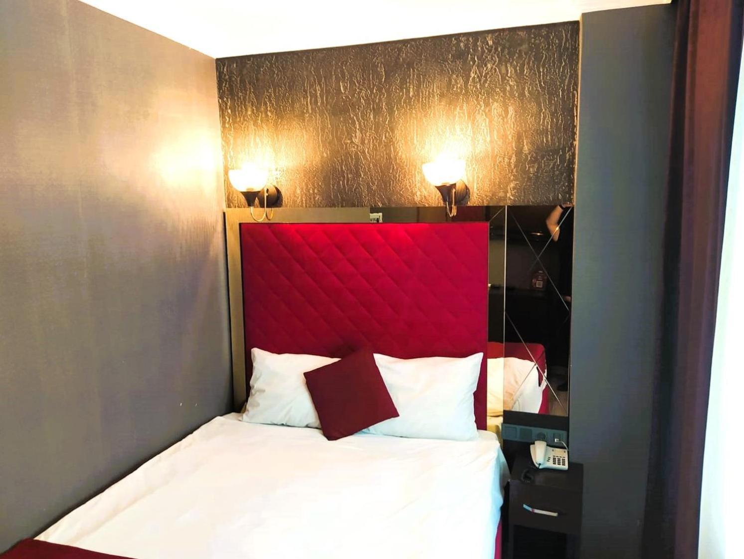 Hotel On Historical Peninsula K Aya R Oyal 3*