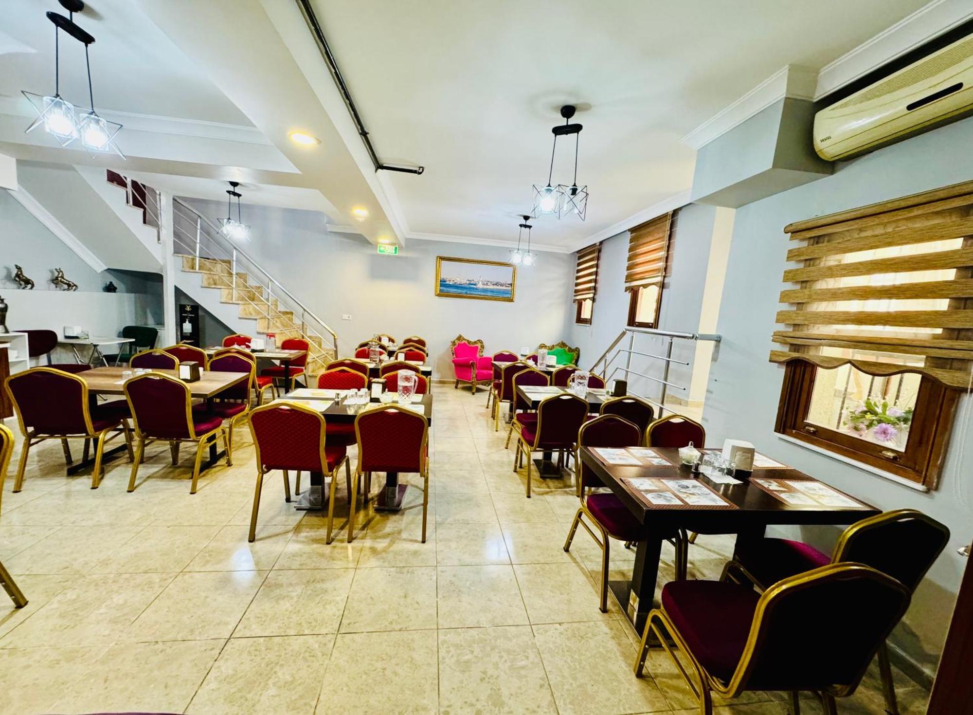 Hotel Rosalie Palace