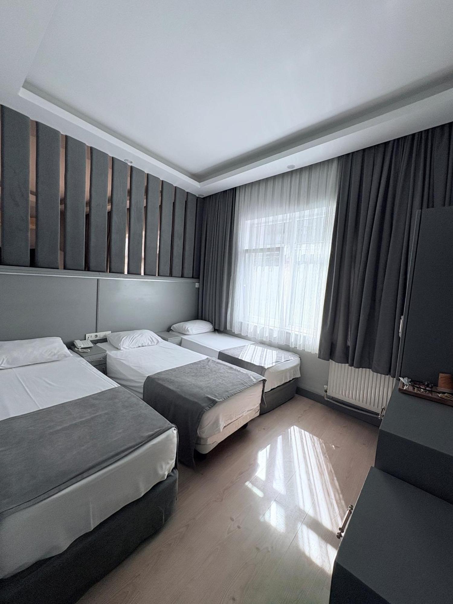 Crowned İstanbul