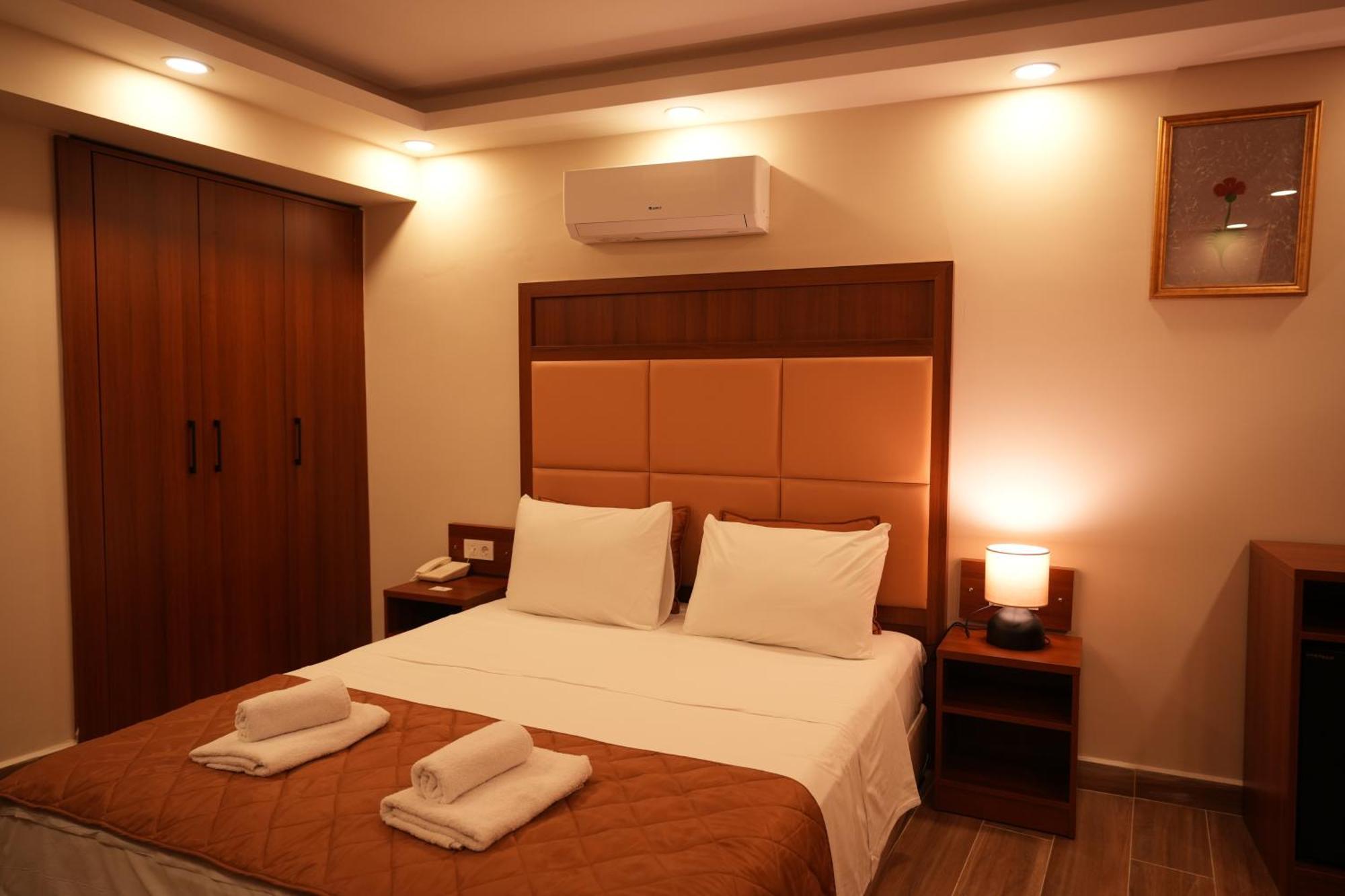 Hotel Keeper Istanbul