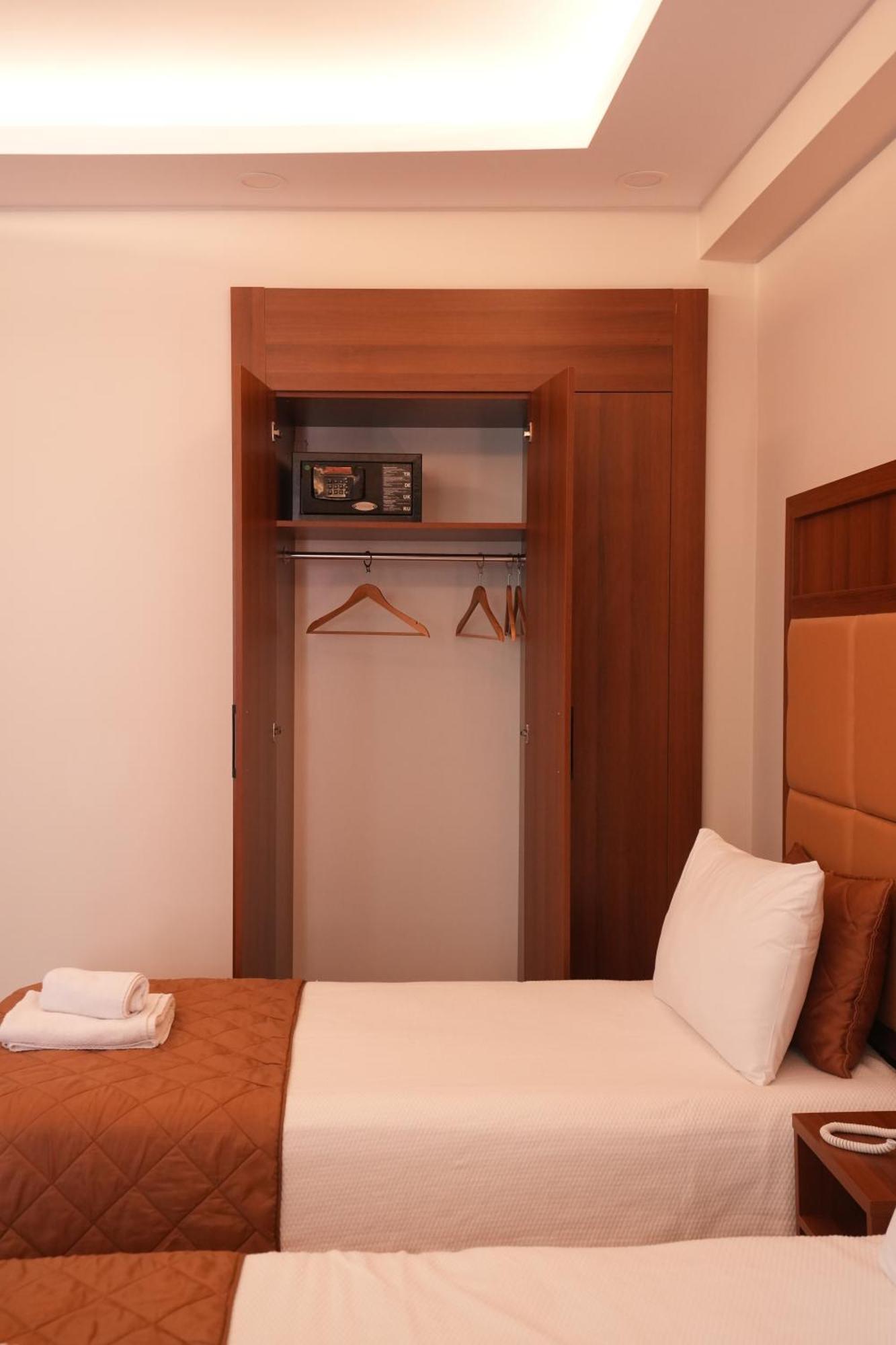 Hotel Keeper Istanbul