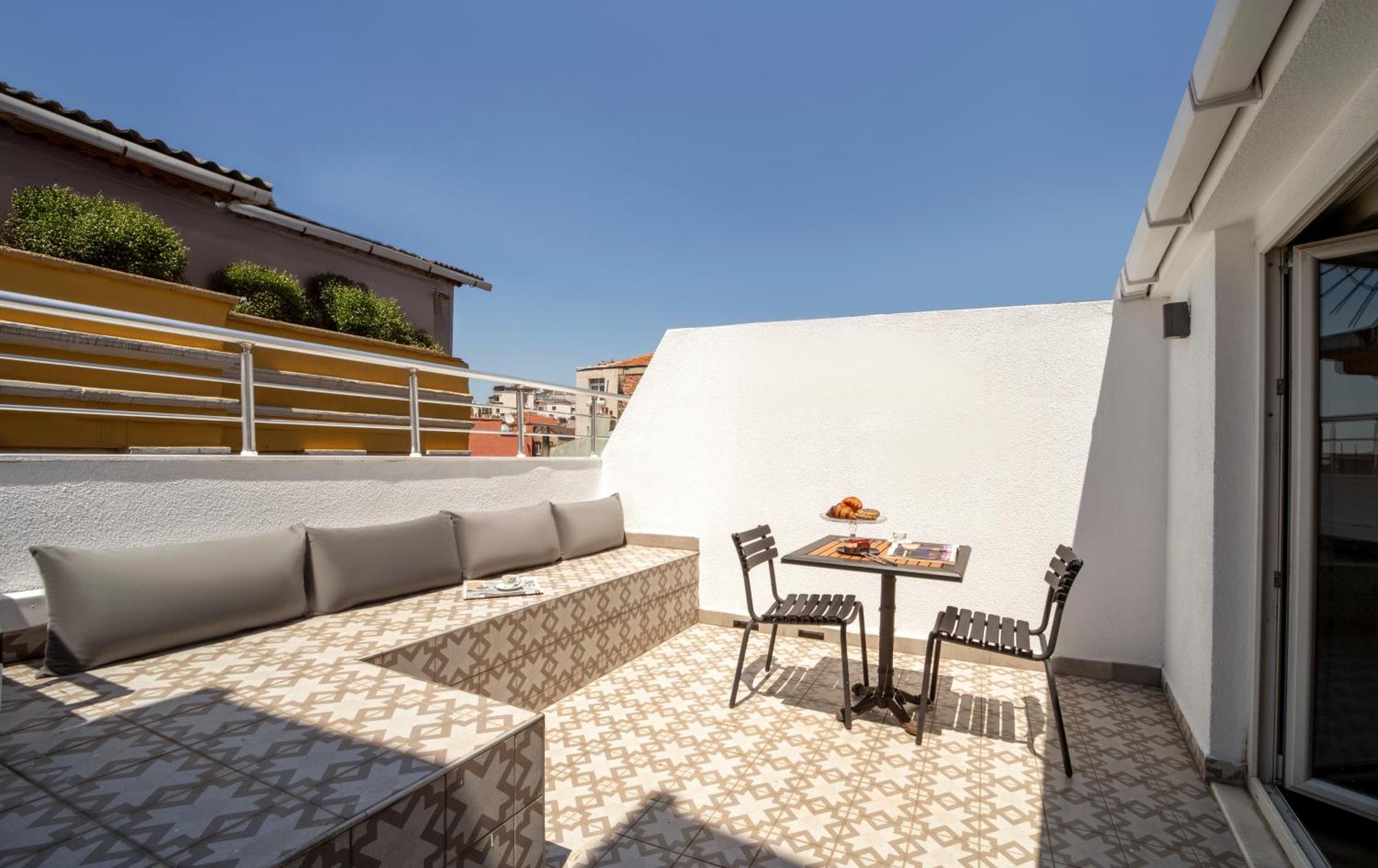 Orka Taksim & Hotel