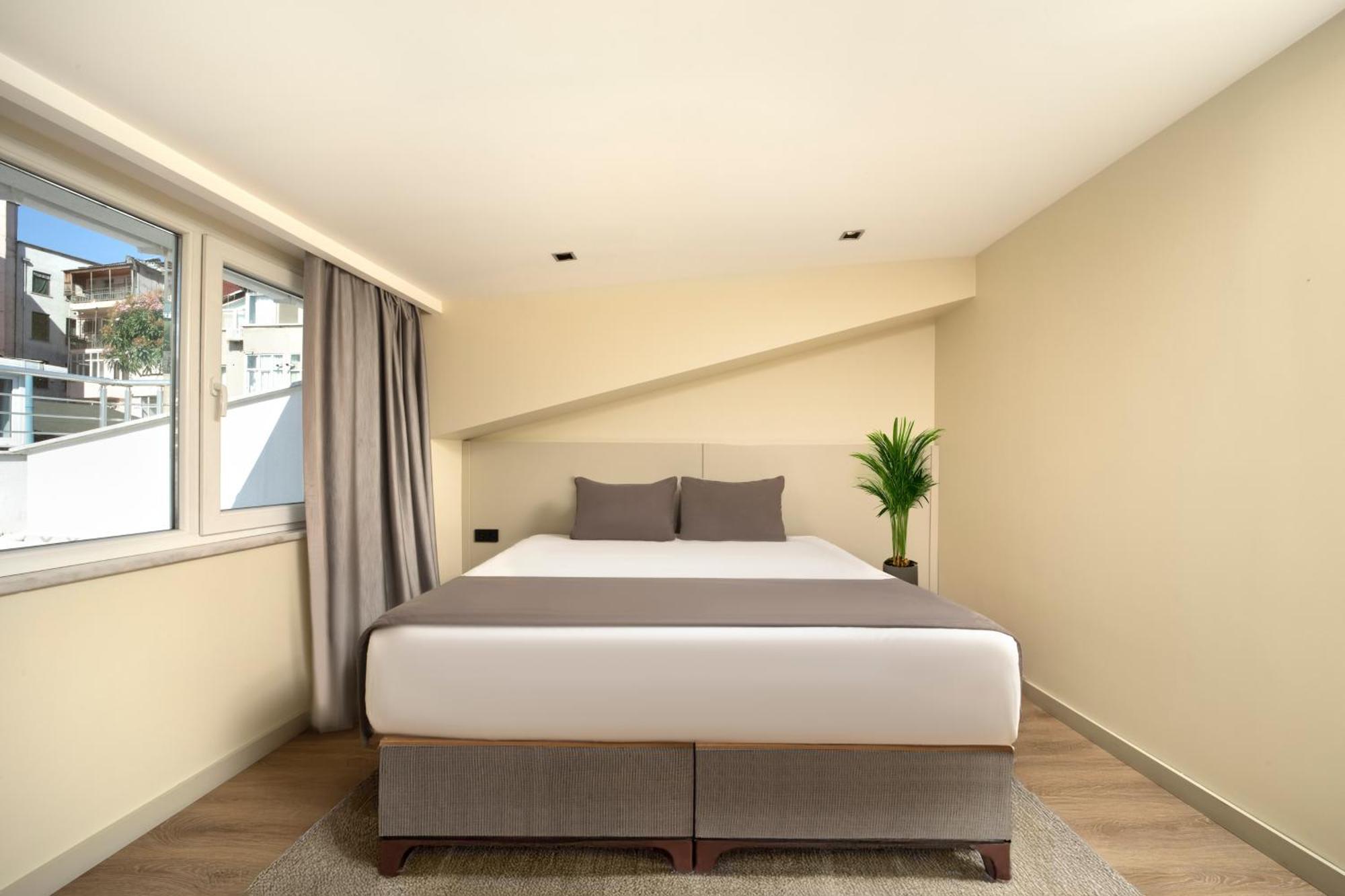 Orka Taksim & Hotel 4*