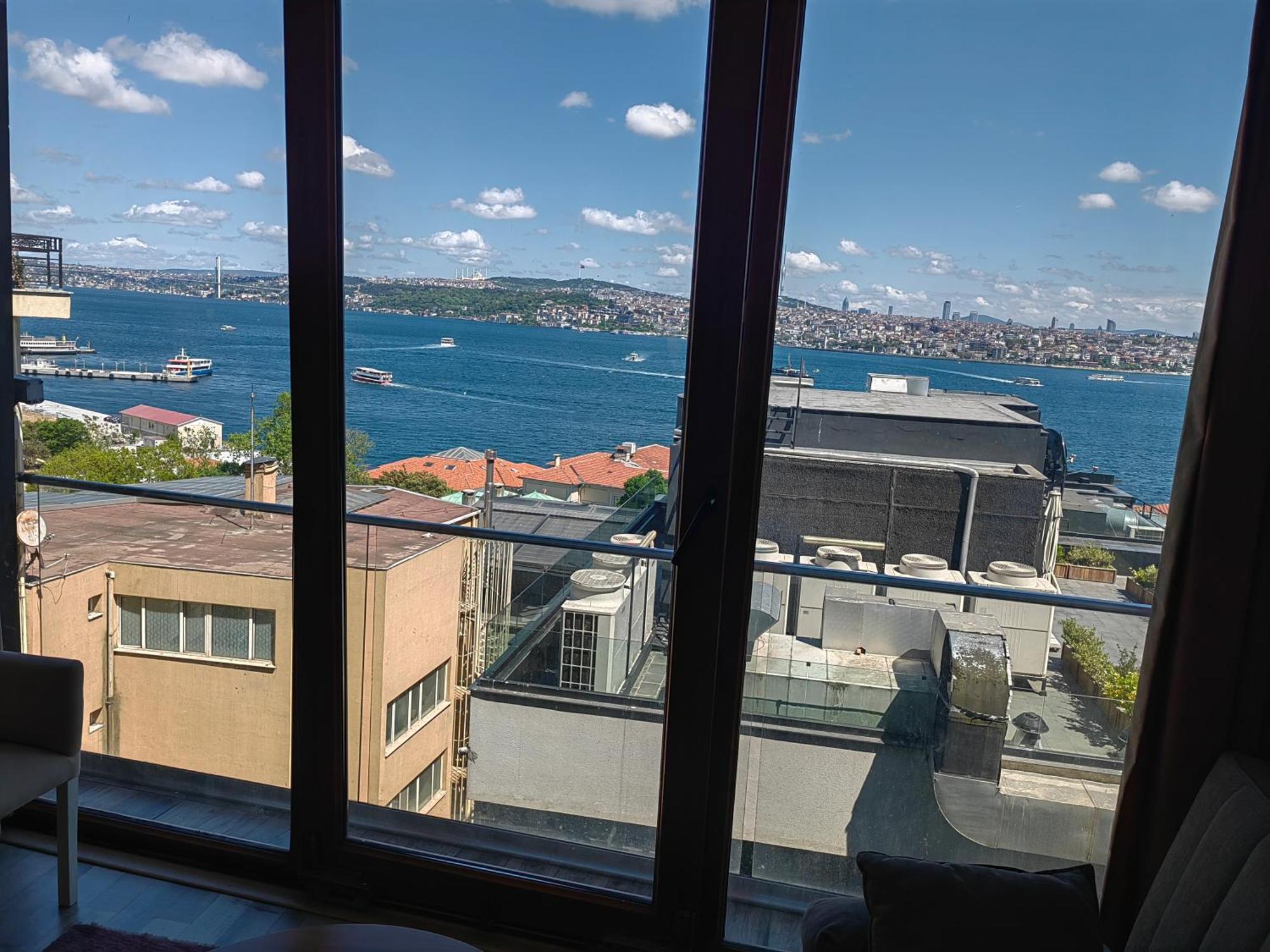 Bosphorus Menekshe Rezidances Apartment Istanbul
