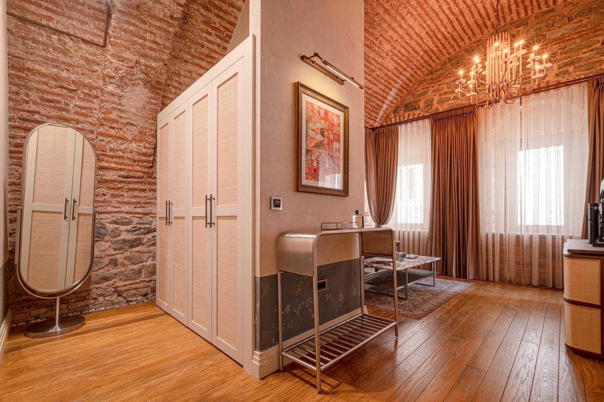 Stone Galata Hotel