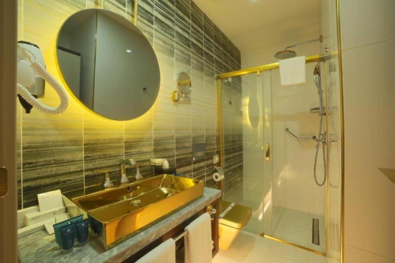 Tryp By Wyndham Topkapi Hotel Istanbul