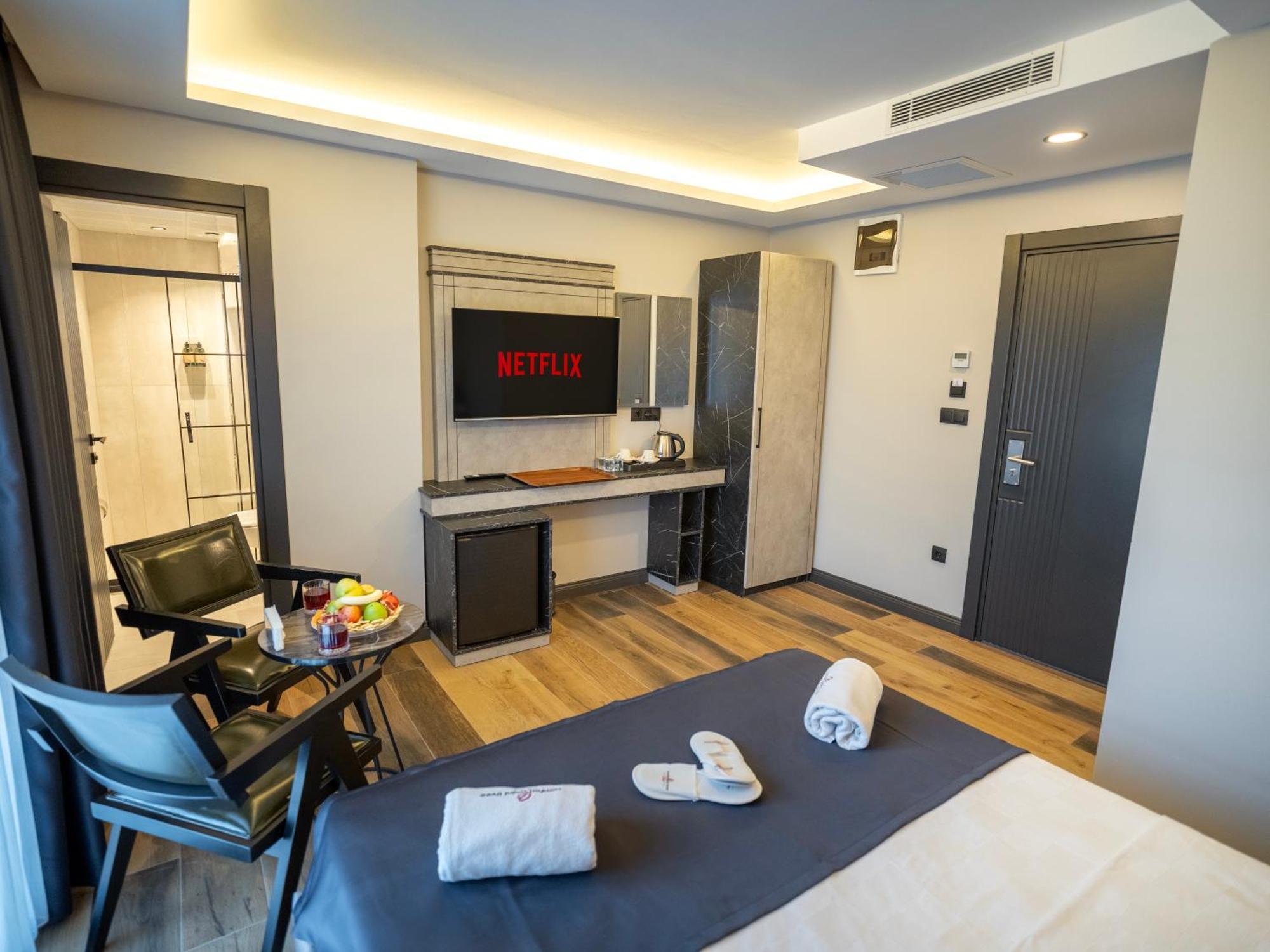 Comfort Point Three