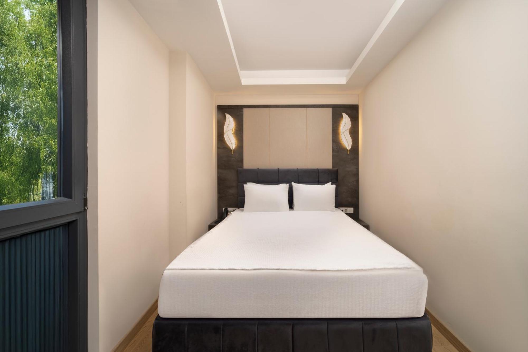 Hotel Lenus Hagia Sophia 3*
