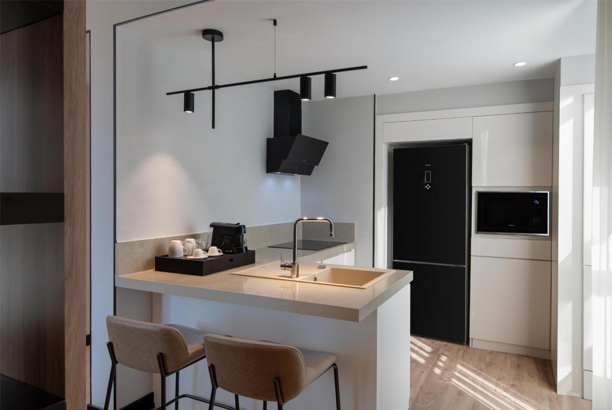 Altunizade Istanbul, Curio Collection By Hilton Istanbul