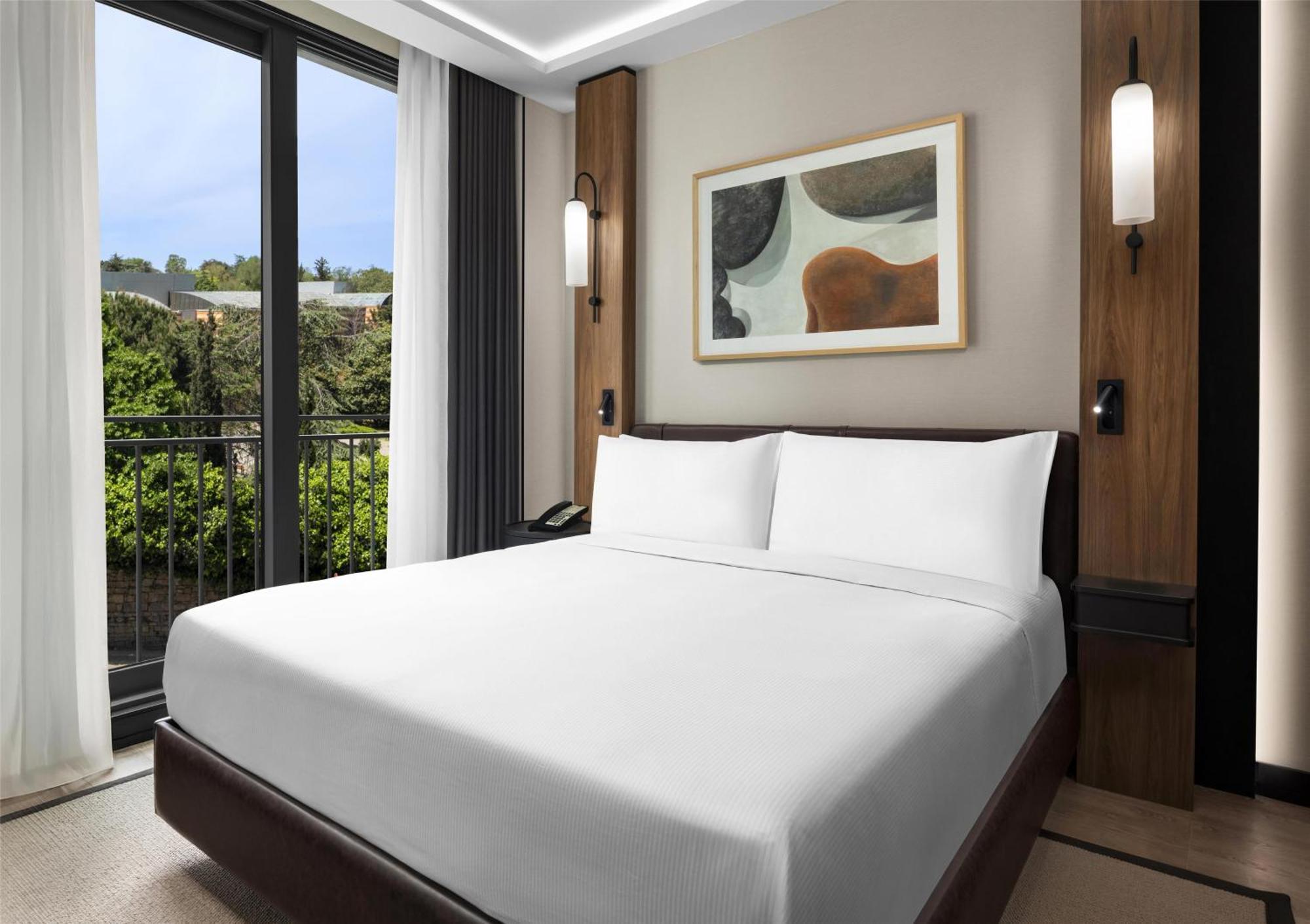 Hotel Altunizade Istanbul, Curio Collection By Hilton Istanbul